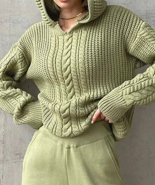 Green chunky knit cable sweater with a hood